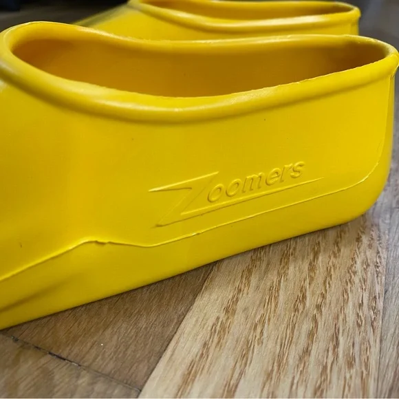 FINIS Zoomers Gold Swim Training Fins - Picture 10 of 11